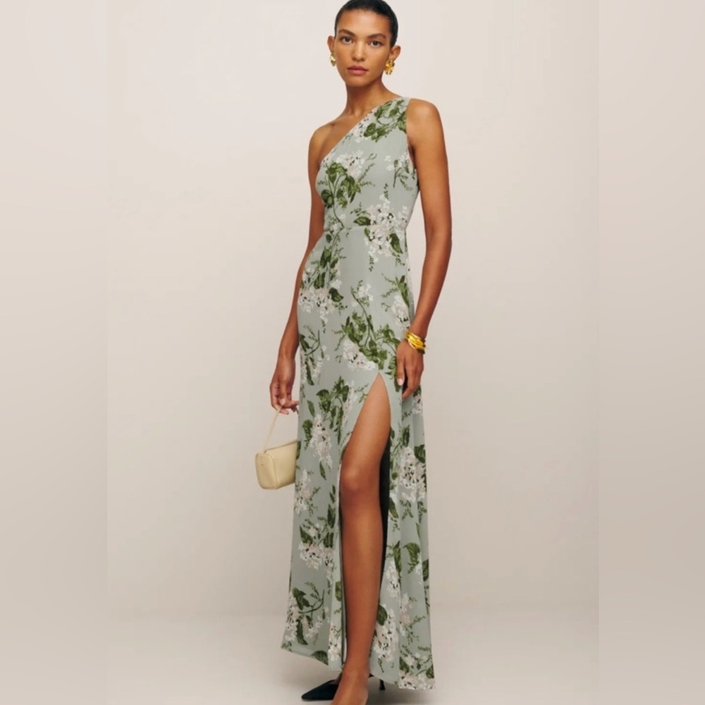 Reformation Evelyn Dress in Tea Green